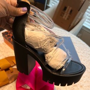 Women’s Platform Heel